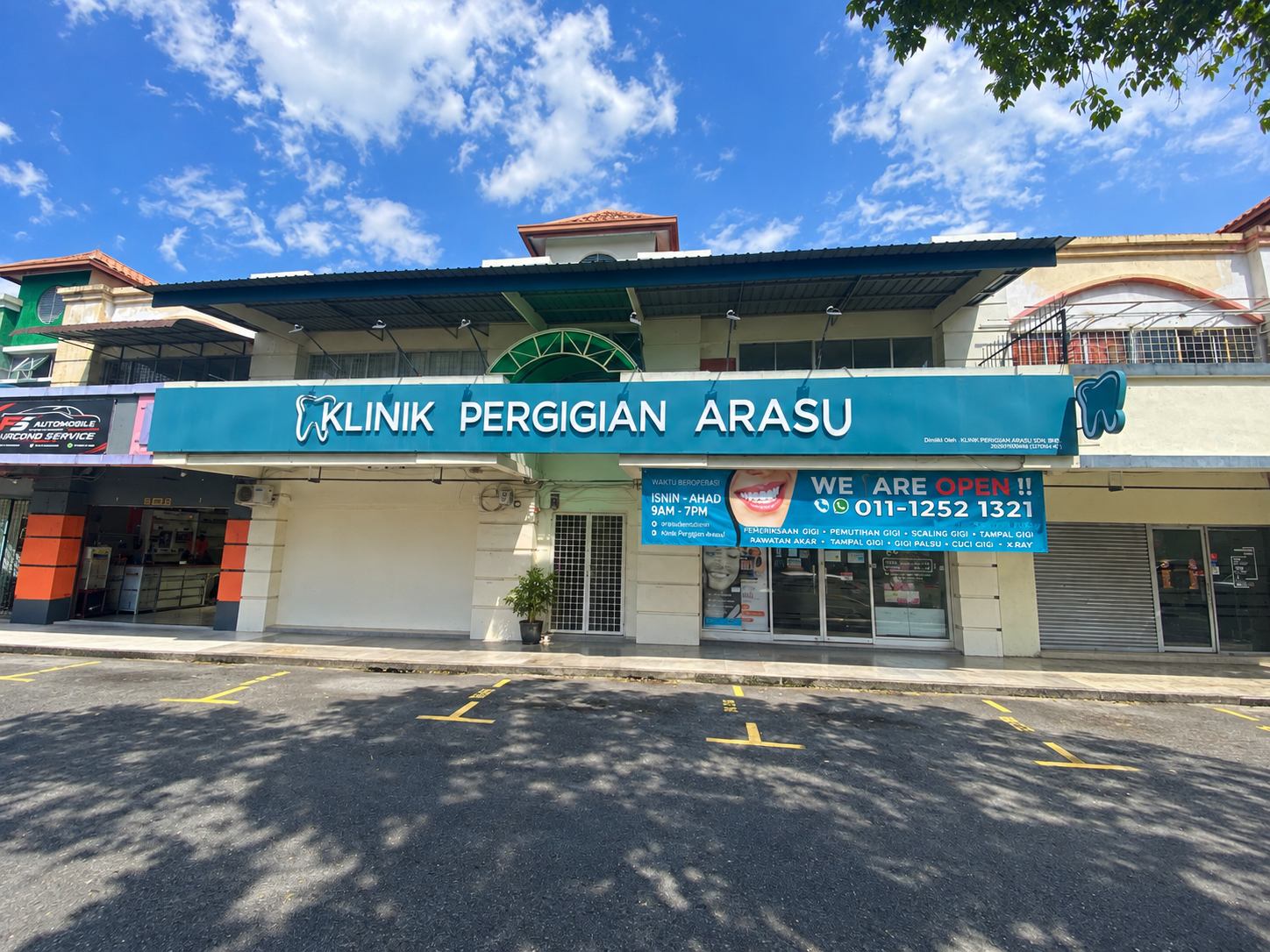 Hadapan Klinik Pergigian Arasu di Bandar Indah